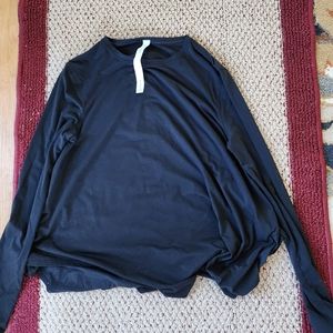 Lululemon  long sleeve black shirt sz 2